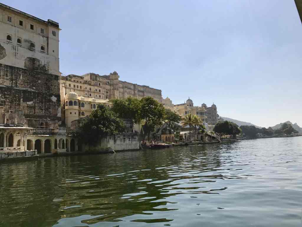 Scenes from pichola -Udaipur&nbsp;palace