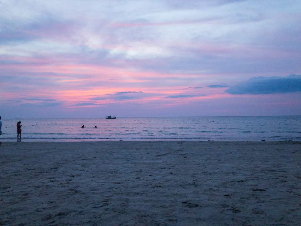 Sunset at the&nbsp;beach