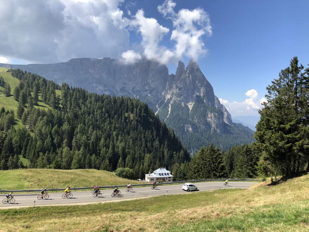 Descending Alpe de&nbsp;suisse-II