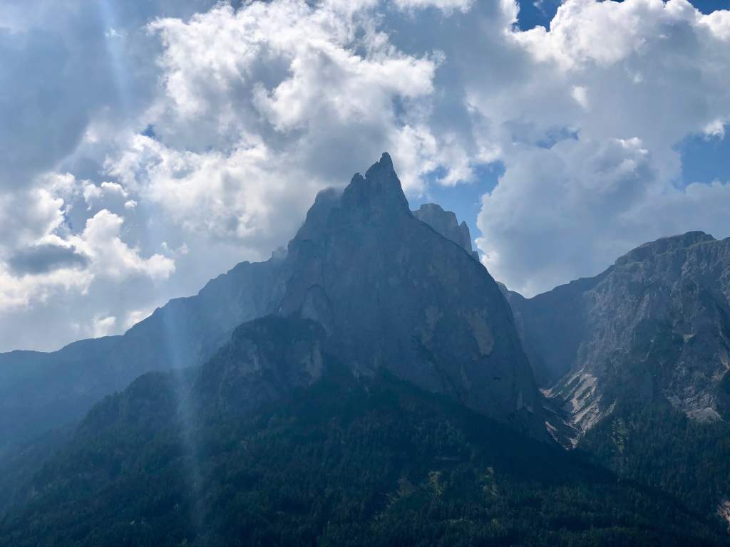 Descending Alpe de&nbsp;suisse-IV