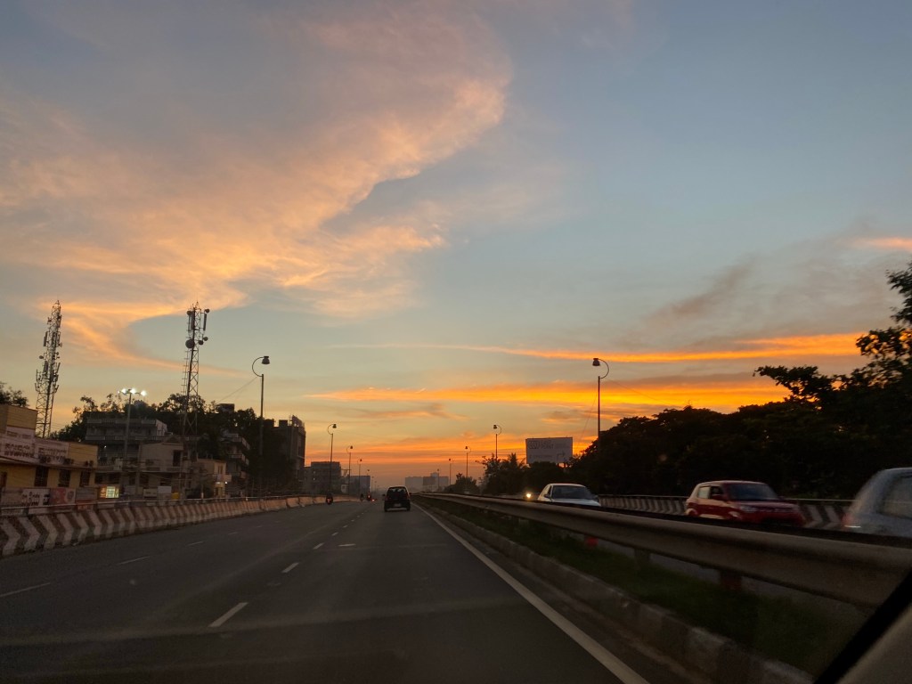 Evening sky on the&nbsp;drive!