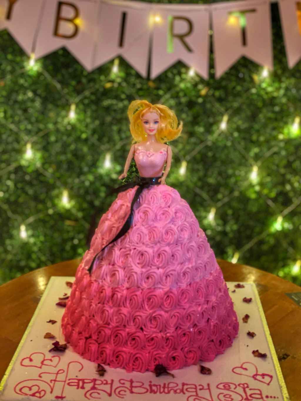 Barbie birthday cake!